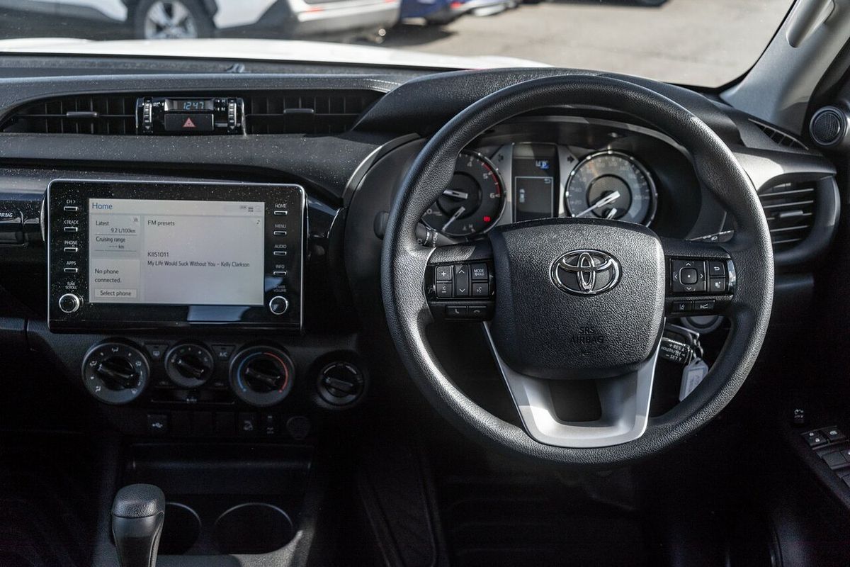 2024 Toyota Hilux 4x4
