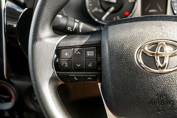2024 Toyota Hilux 4x4