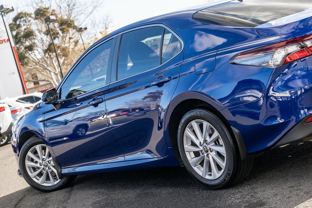 2022 Toyota Camry Hybrid