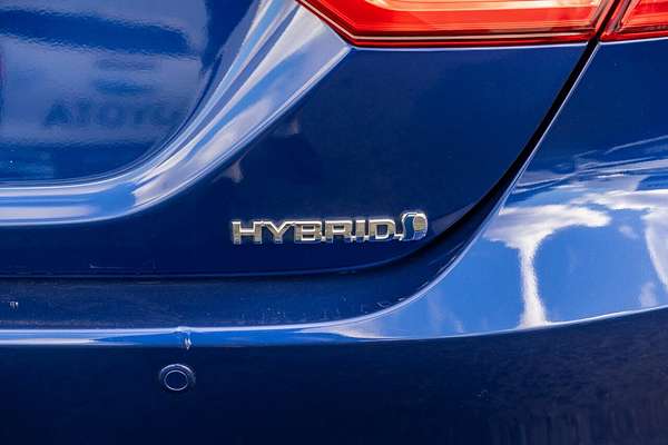 2022 Toyota Camry Hybrid