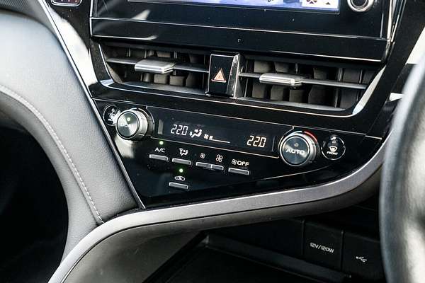 2022 Toyota Camry Hybrid