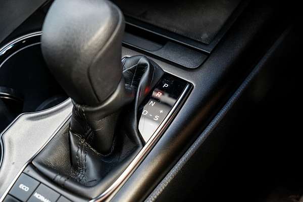 2022 Toyota Camry Hybrid