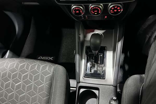 2020 Mitsubishi ASX ES XD