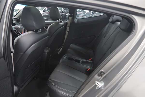 2016 Hyundai Veloster SR Turbo FS4 Series II