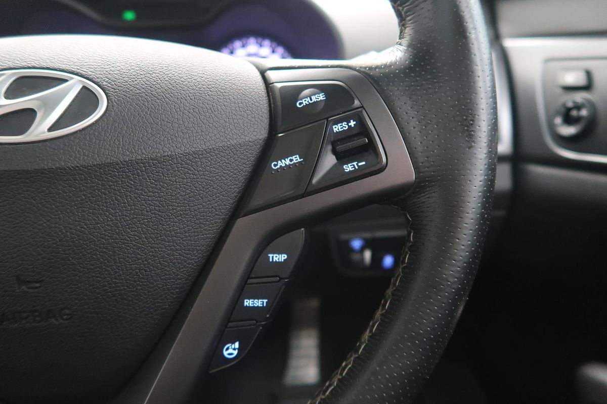 2016 Hyundai Veloster SR Turbo FS4 Series II