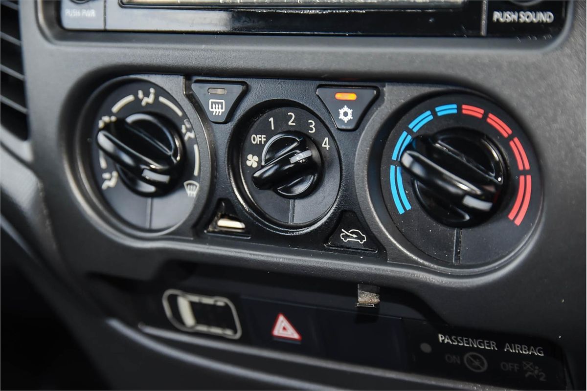 2018 Mitsubishi Triton GLX MR 4X4