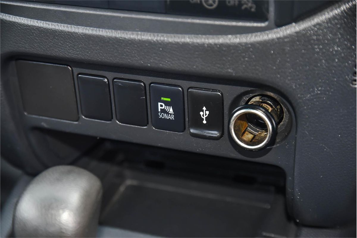 2018 Mitsubishi Triton GLX MR 4X4