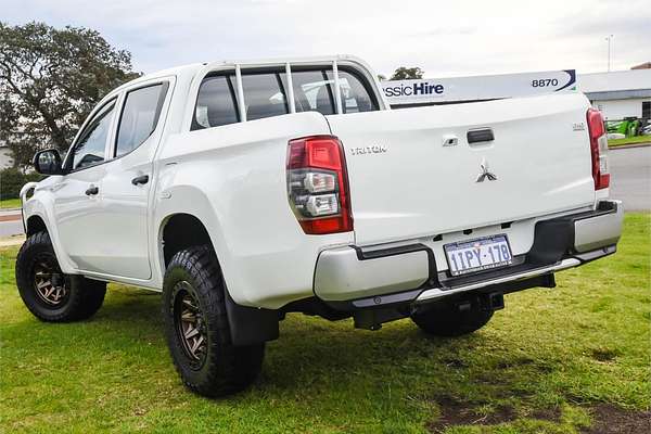 2018 Mitsubishi Triton GLX MR 4X4