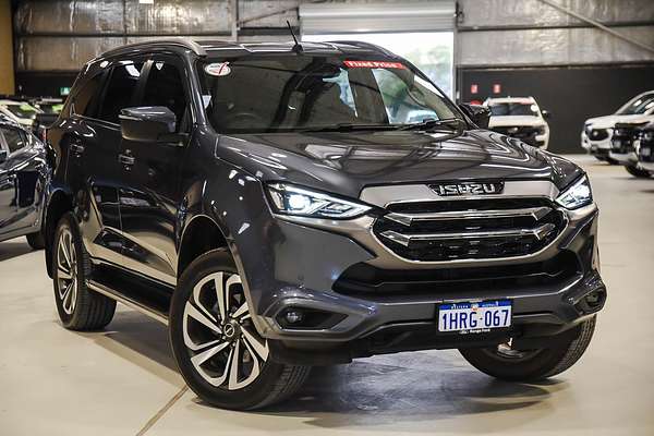 2022 Isuzu MU-X LS-T