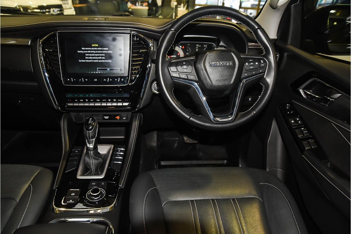 2022 Isuzu MU-X LS-T
