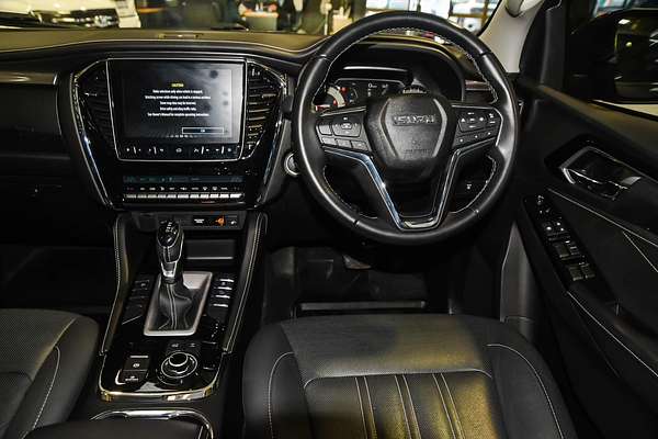2022 Isuzu MU-X LS-T
