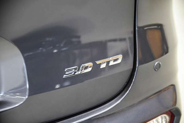 2022 Isuzu MU-X LS-T