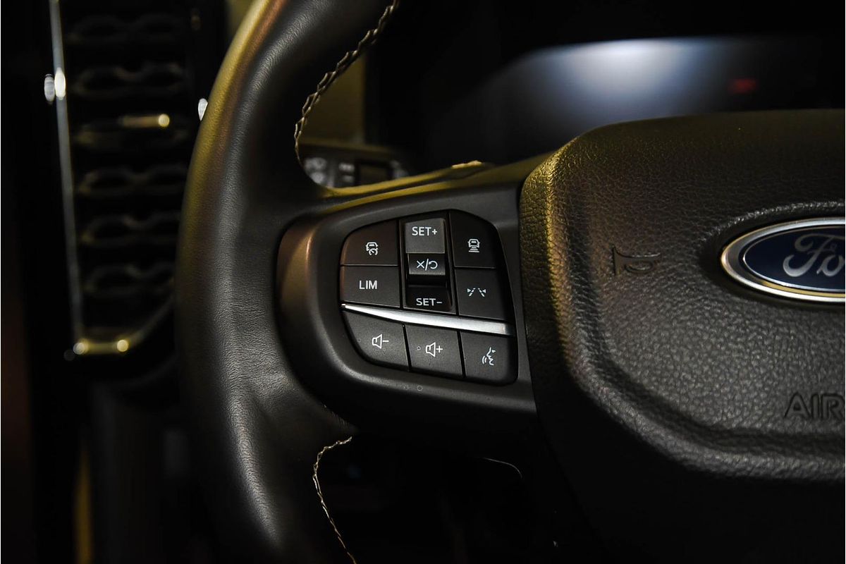 2024 Ford Everest Platinum 3.0L