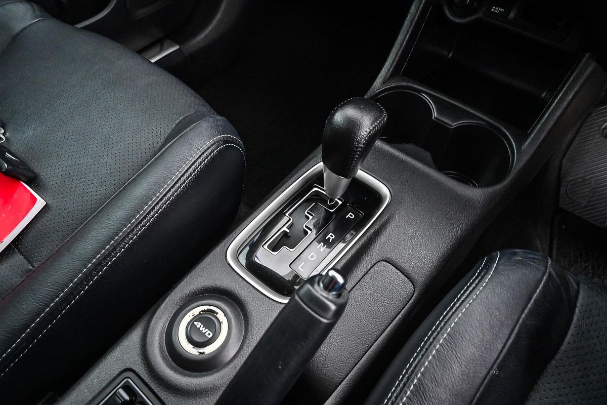 2013 Mitsubishi Outlander Aspire ZJ
