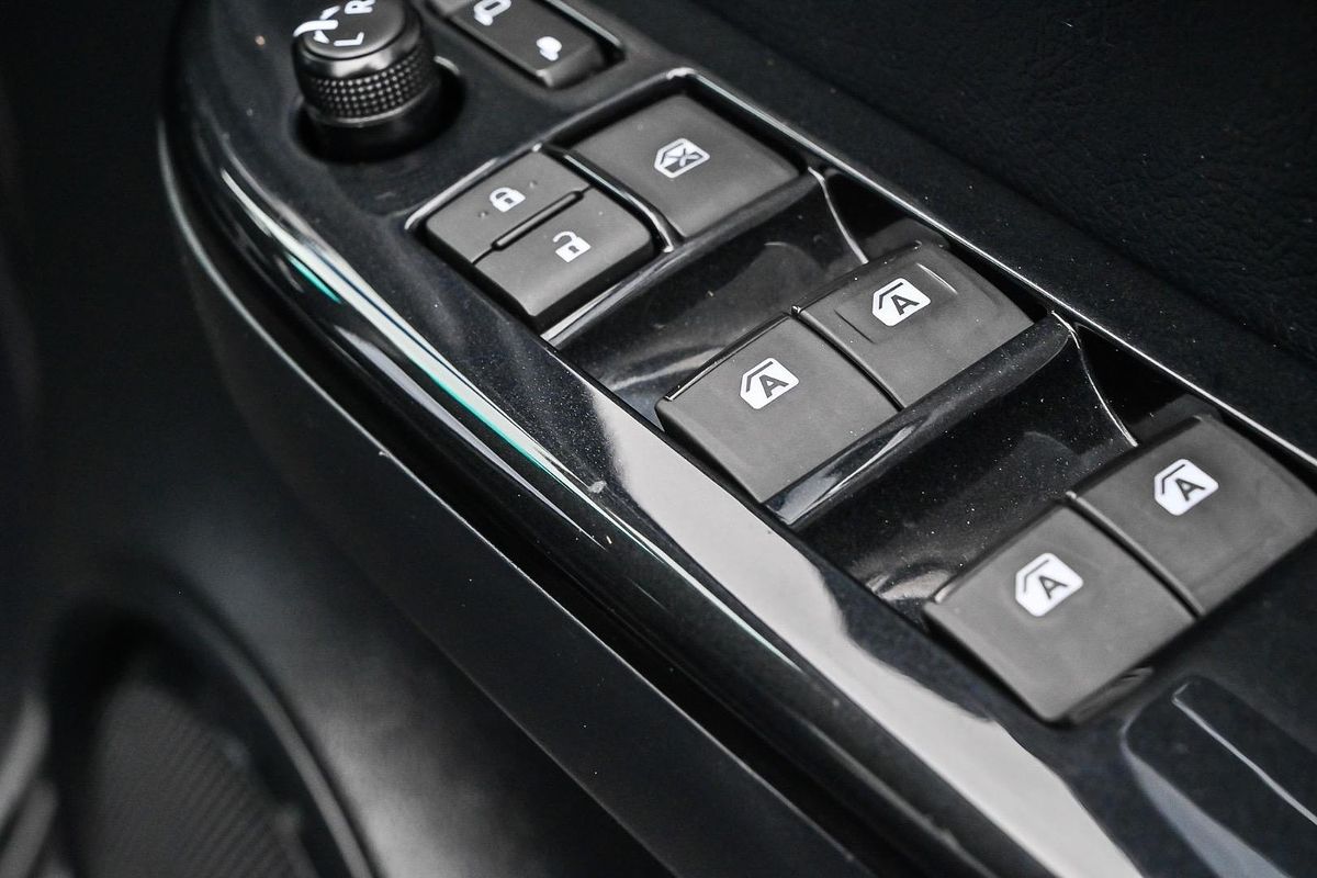 2021 Toyota Hilux SR5 GUN126R 4X4