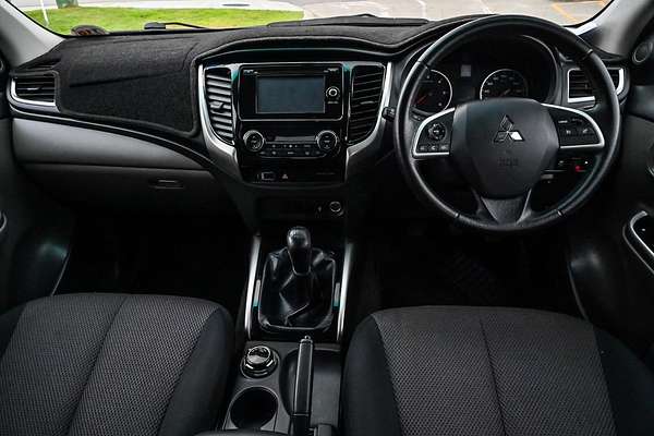 2016 Mitsubishi Triton GLS MQ 4X4