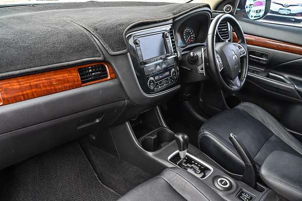 2013 Mitsubishi Outlander Aspire ZJ