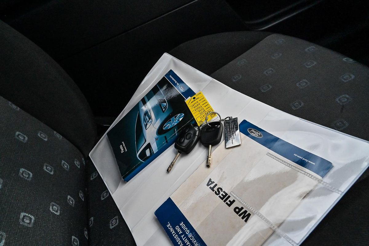 2004 Ford Fiesta LX WP