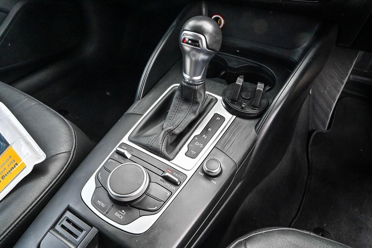2015 Audi A3 Attraction 8V