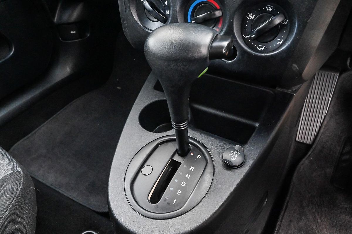 2004 Ford Fiesta LX WP