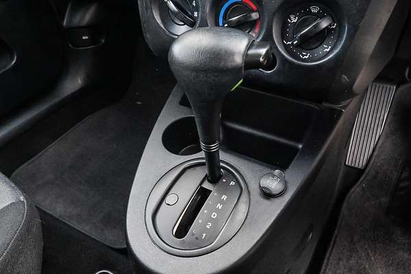 2004 Ford Fiesta LX WP