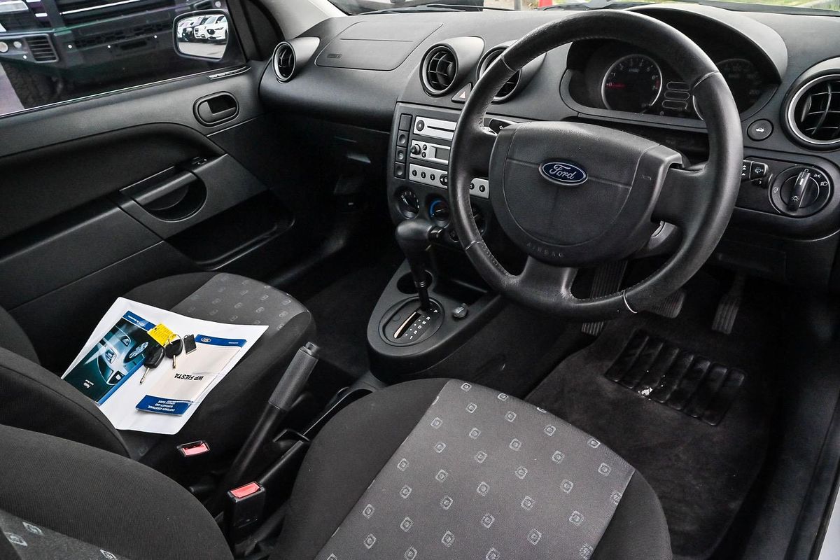 2004 Ford Fiesta LX WP