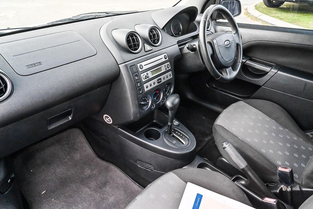 2004 Ford Fiesta LX WP