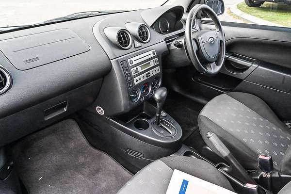 2004 Ford Fiesta LX WP