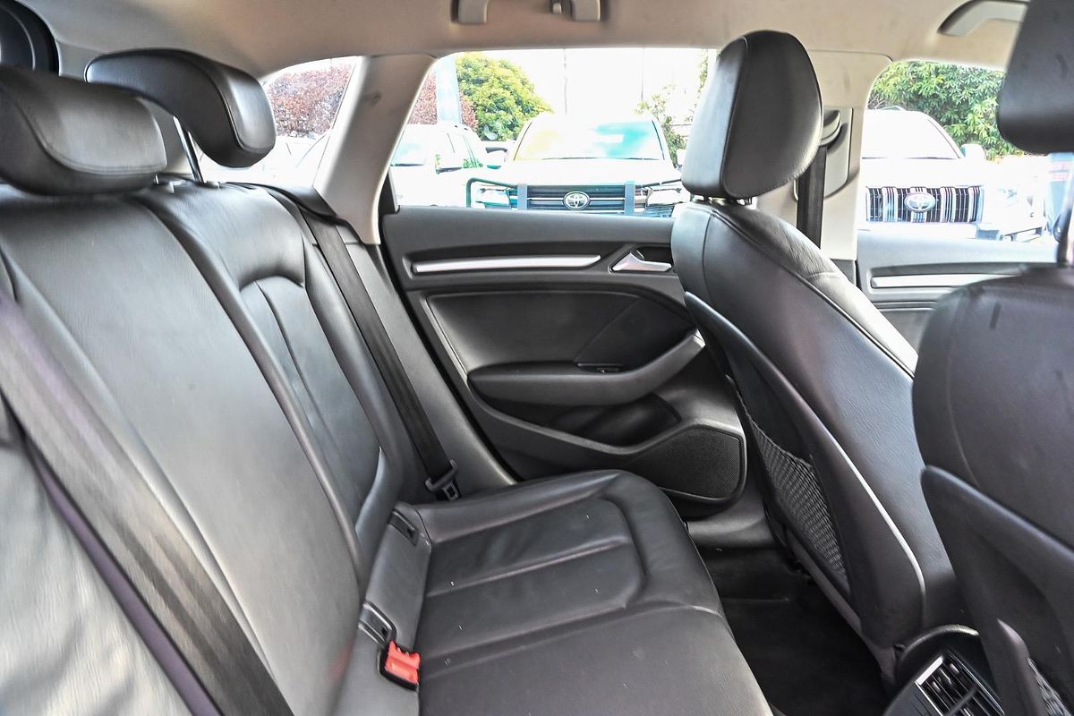 2015 Audi A3 Attraction 8V