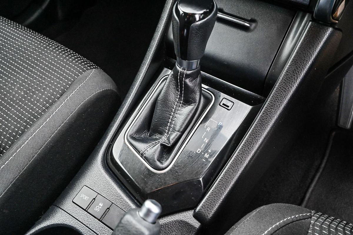 2018 Toyota Corolla Ascent Sport ZRE182R