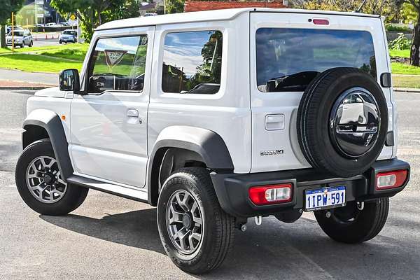 2022 Suzuki Jimny GLX GJ