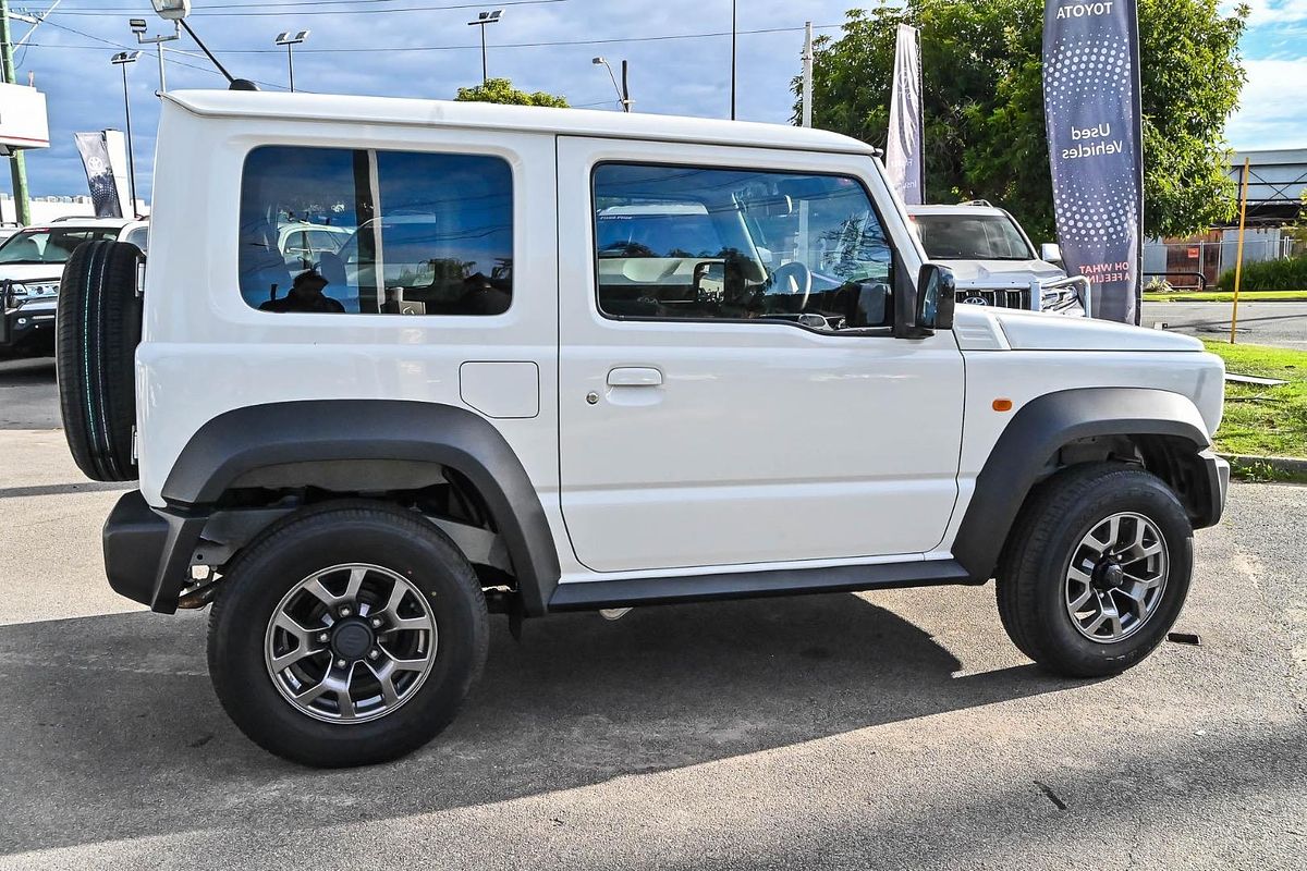 2022 Suzuki Jimny GLX GJ