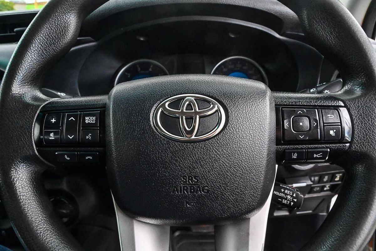 2020 Toyota Hilux SR GUN126R 4X4