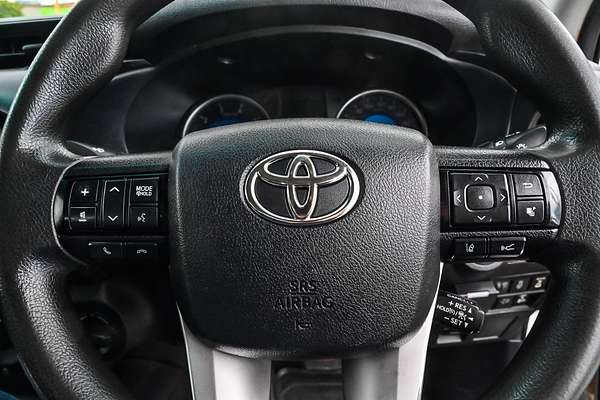 2020 Toyota Hilux SR GUN126R 4X4