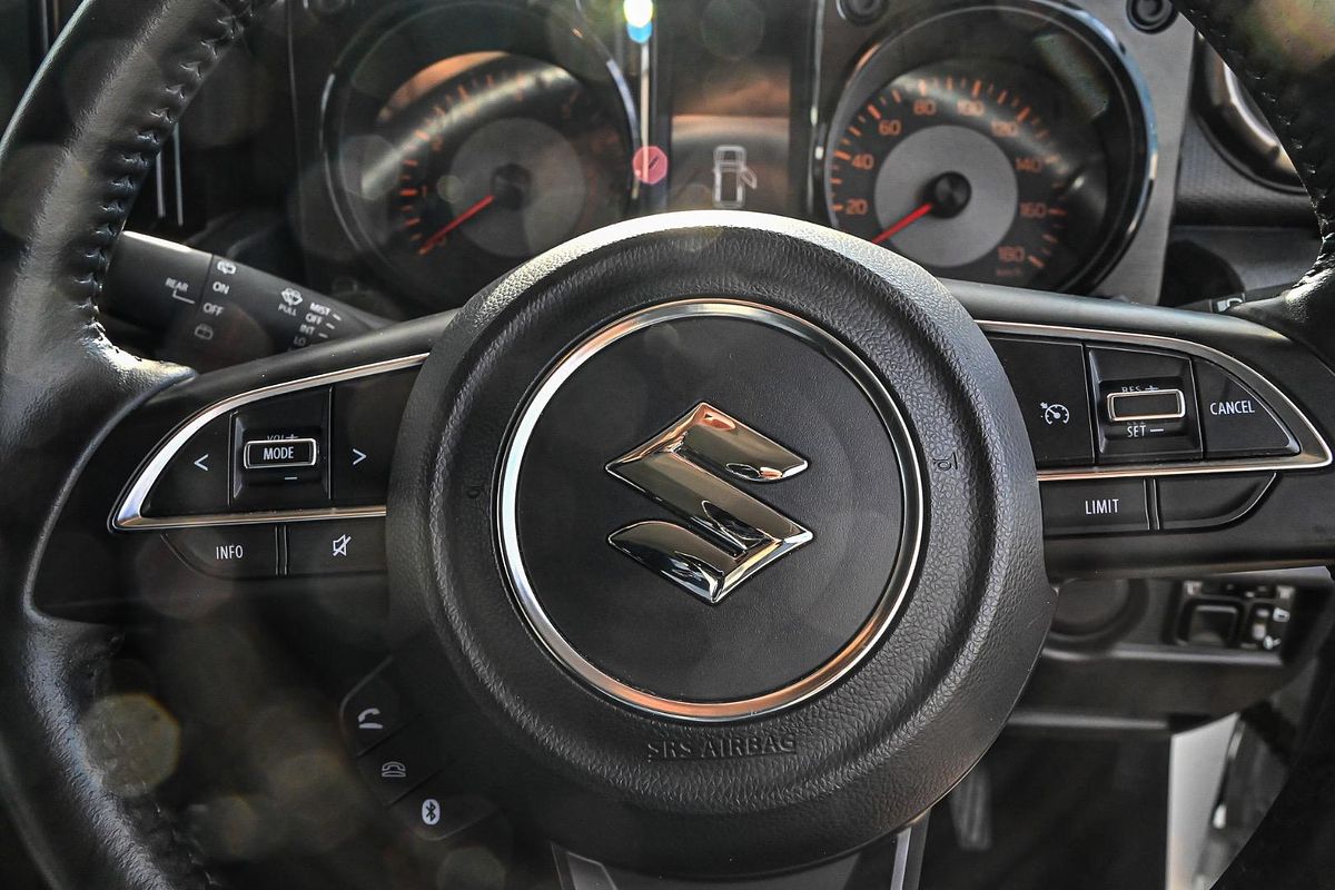 2022 Suzuki Jimny GLX GJ