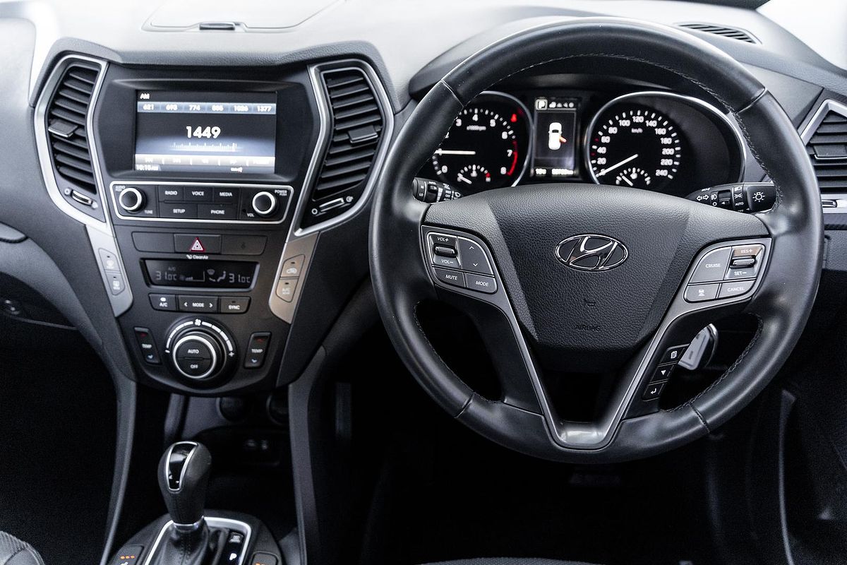 2017 Hyundai Santa Fe Active X DM5 Series II