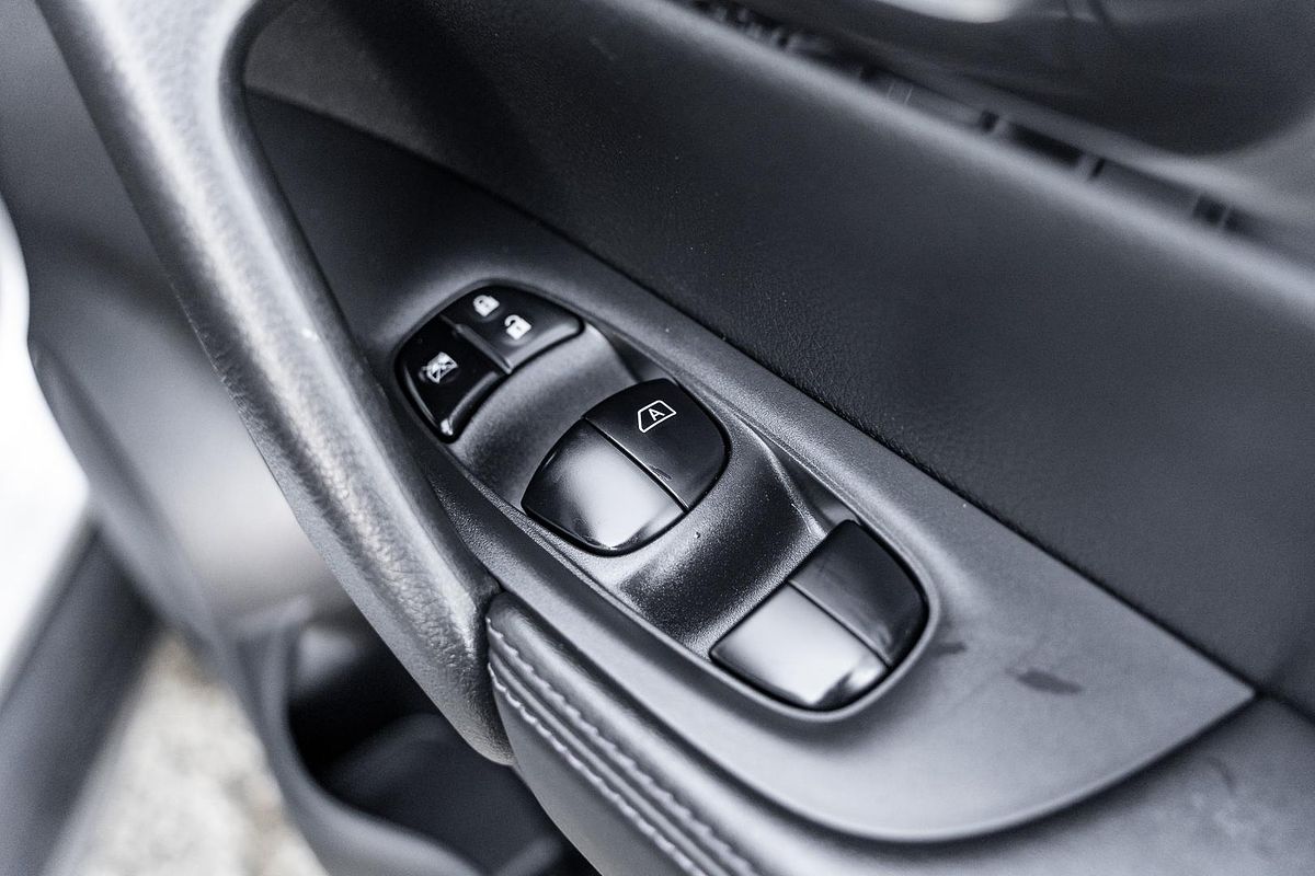 2021 Nissan X-TRAIL ST T32