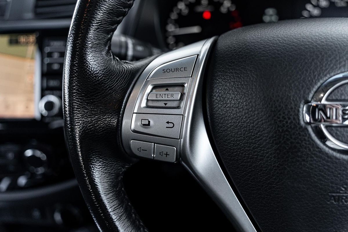 2019 Nissan Navara ST D23 Series 3 4X4