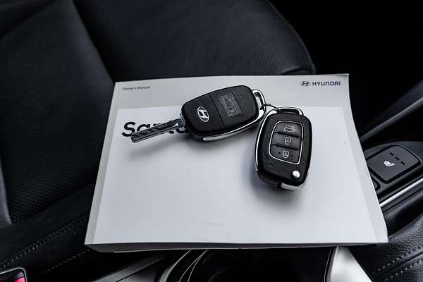 2017 Hyundai Santa Fe Active X DM5 Series II