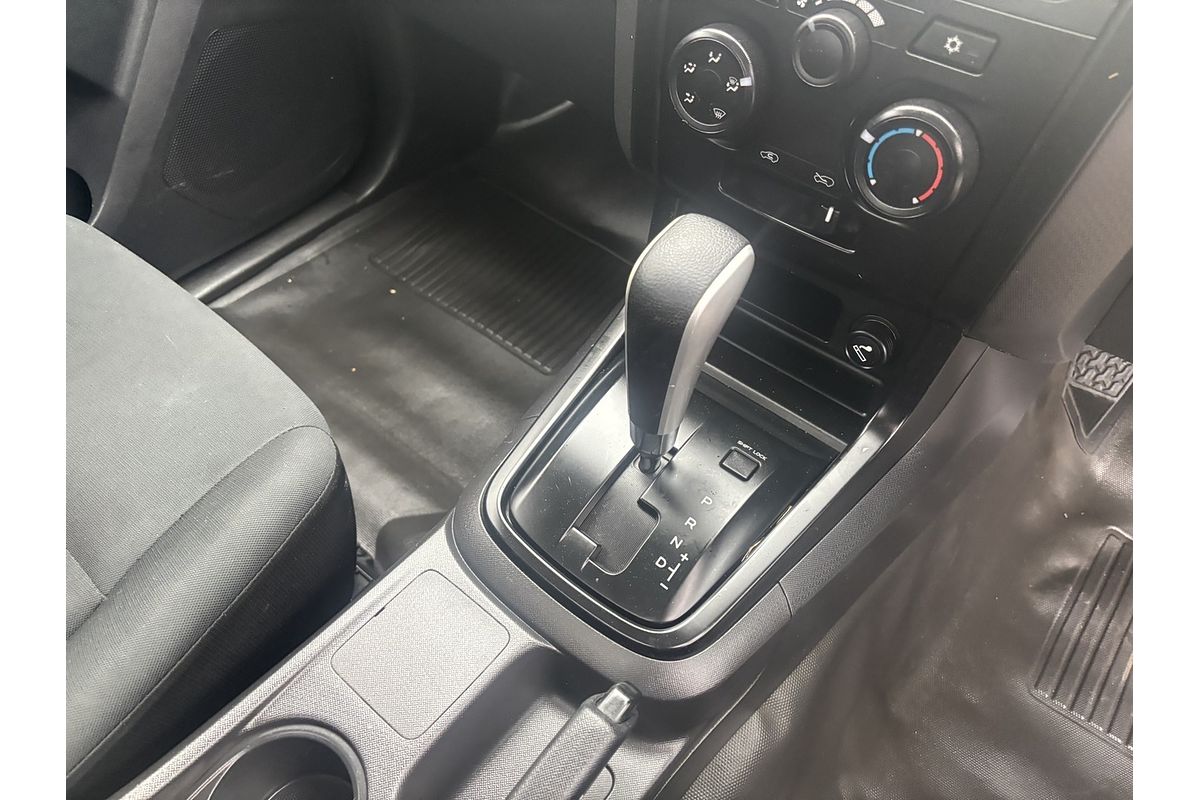 2017 Isuzu D-MAX SX High Ride Rear Wheel Drive