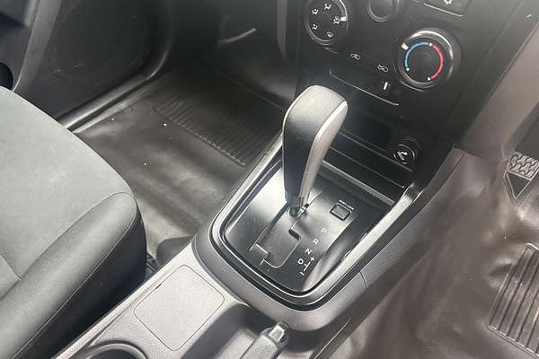 2017 Isuzu D-MAX SX High Ride Rear Wheel Drive