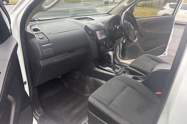 2017 Isuzu D-MAX SX High Ride Rear Wheel Drive