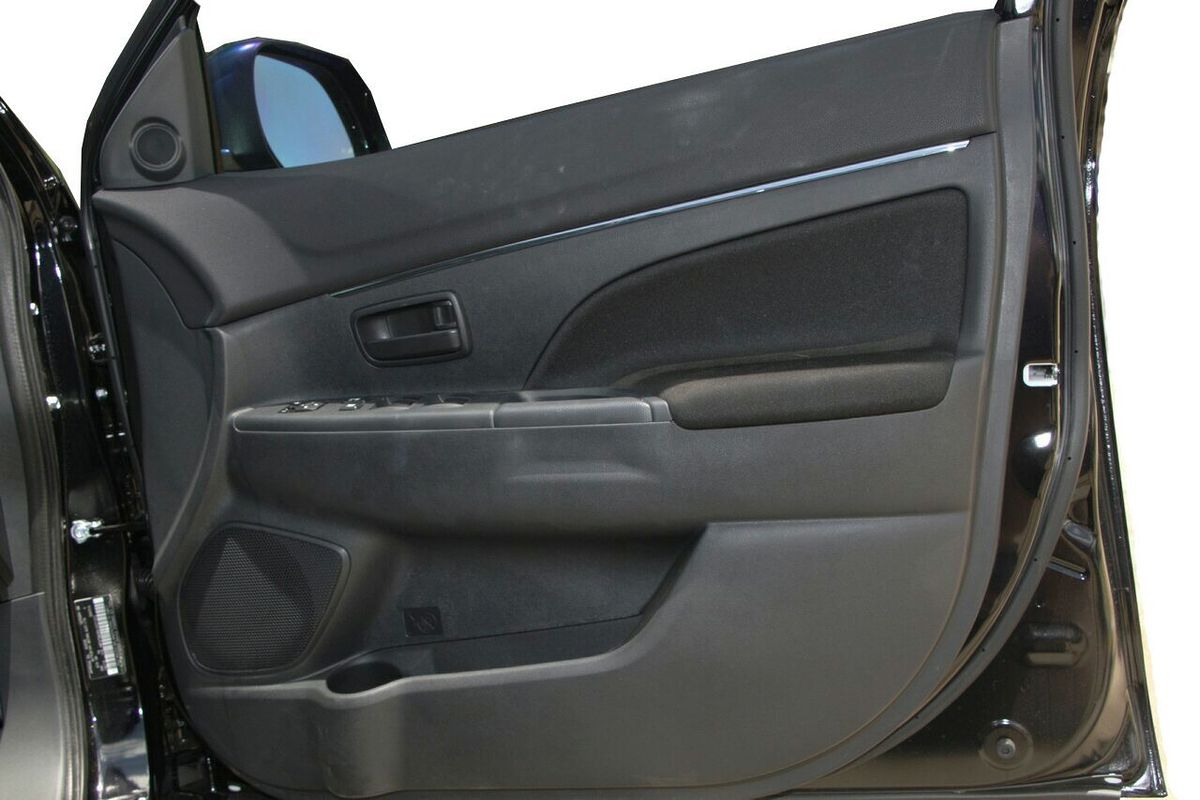 2024 Mitsubishi ASX ES XD