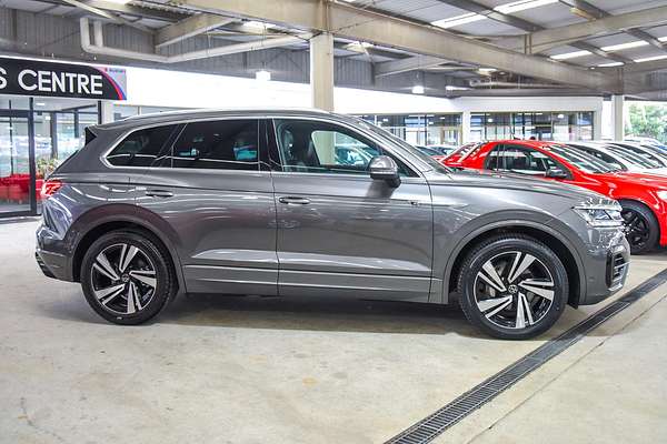 2023 Volkswagen Touareg 210TDI R-Line CR