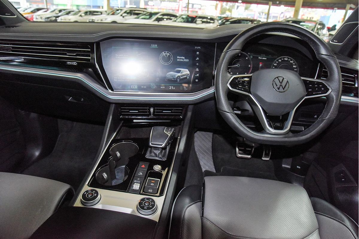 2023 Volkswagen Touareg 210TDI R-Line CR