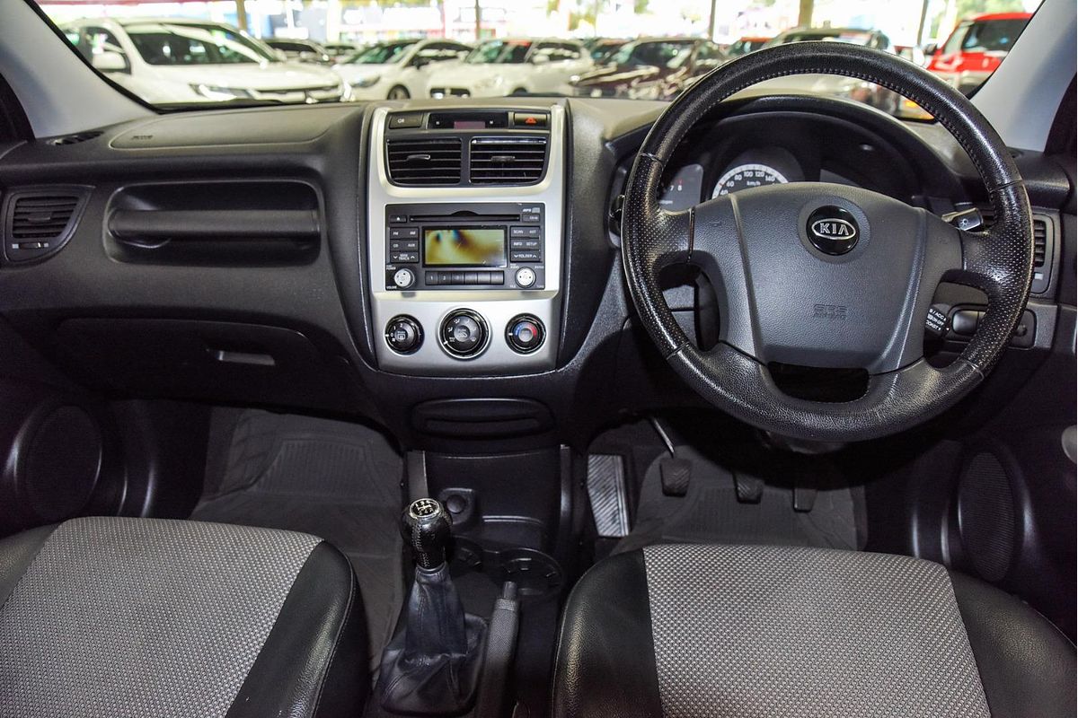 2009 Kia Sportage LX KM2