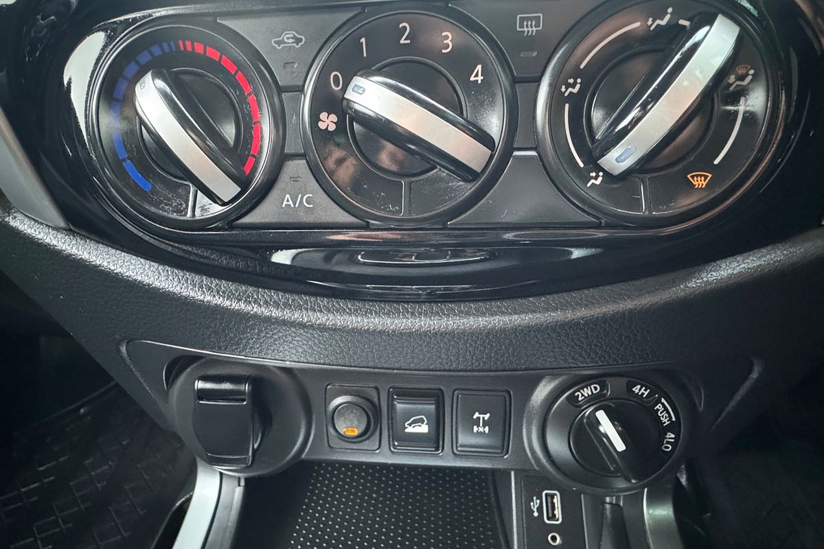 2021 Nissan Navara SL D23 4X4