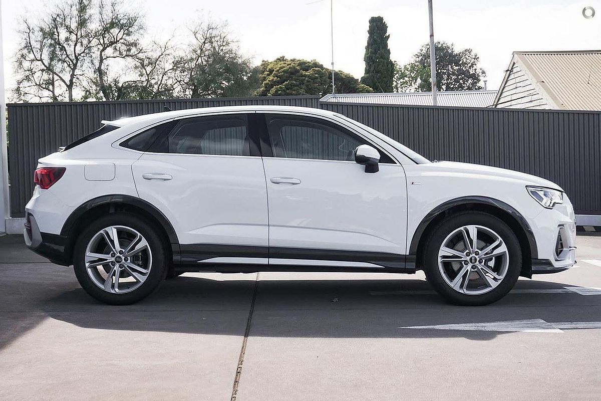 2025 Audi Q3 35 TFSI S line F3