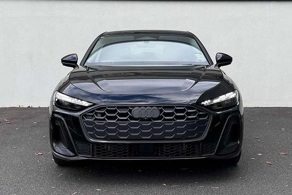 2025 Audi A5 TFSI 150kW S line B10