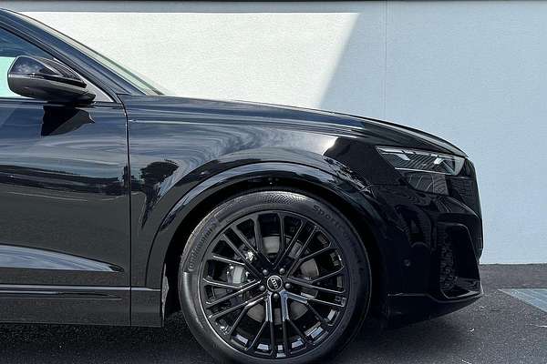 2024 Audi Q8 55 TFSI S line F1